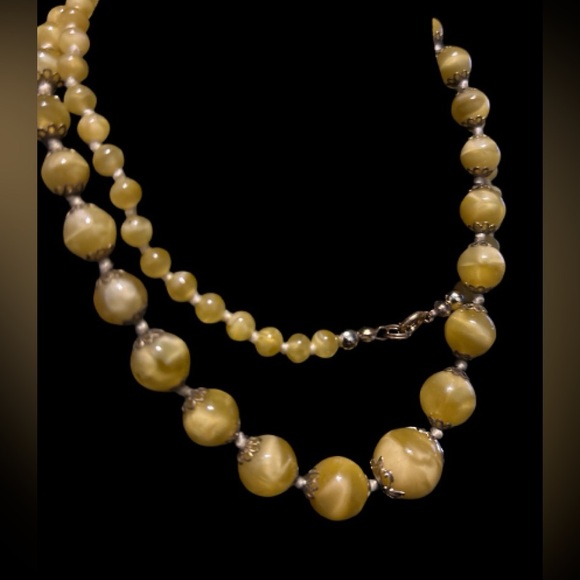 Vintage 24” Amber Colour Graduated Bead Necklace - Picture 9 of 10